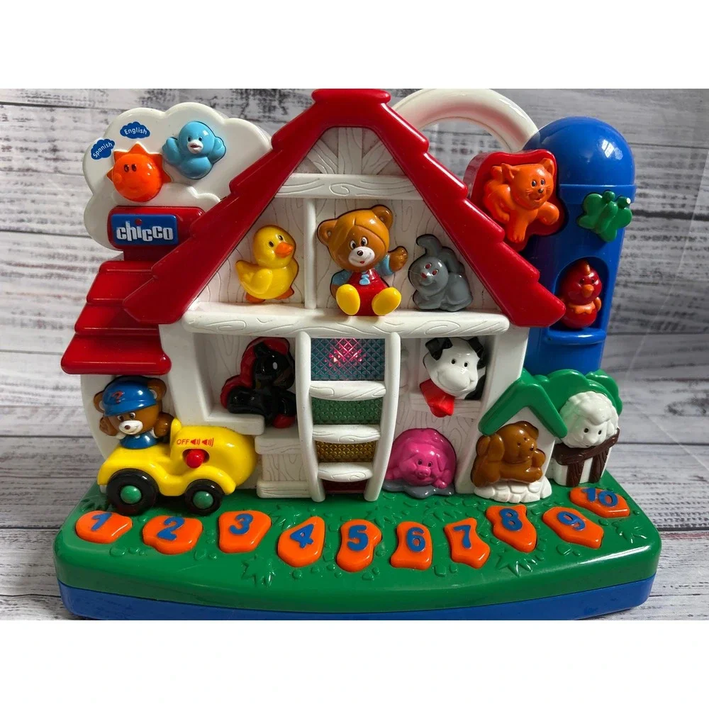 Chicco Talking Lights Farm Animal Playset Bilingual English Spanish Learning Toy